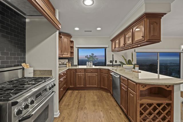 5968 Caminito De La Taza, San Diego CA: https://media.crmls.org/mediaz/e85fc6e2-6073-4127-83a3-12ff24a38e10.jpg