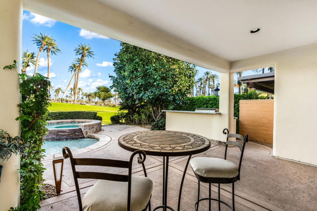 56648 Palms Drive, La Quinta CA: https://media.crmls.org/mediaz/e8609a87-5bff-471d-9a76-ec620bdc0354.jpg