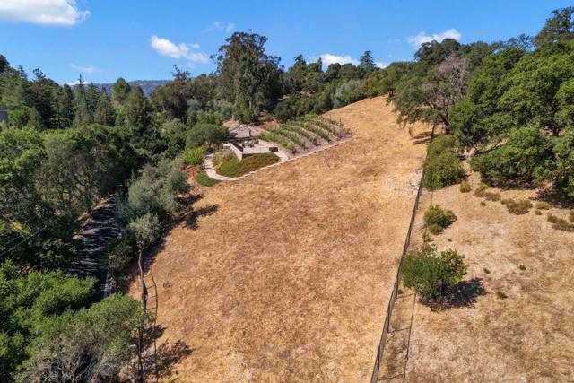 17435 Phillips Avenue, Los Gatos CA: https://media.crmls.org/mediaz/e860cfa6-d352-4e57-beed-e31066dfb1bd.jpg