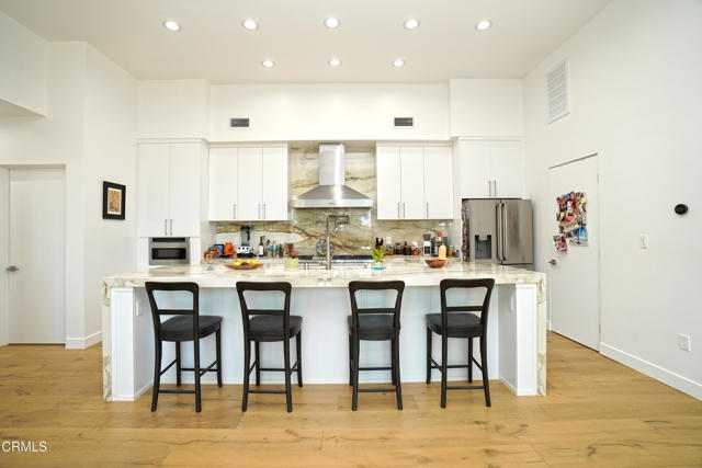 Detail Gallery Image 12 of 41 For 6565 Pickwick St, Los Angeles,  CA 90042 - 3 Beds | 3/1 Baths