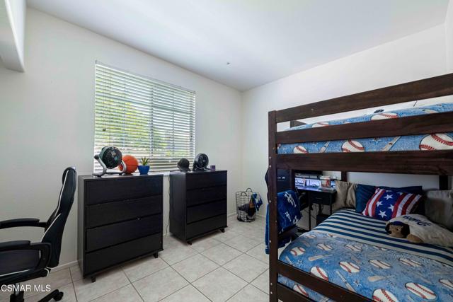 1633 Lola Way, Oxnard CA: https://media.crmls.org/mediaz/e8623871-8af3-4d72-b96f-f7af24c485c2.jpg