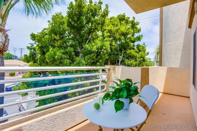 MLS #250039242SD image #12