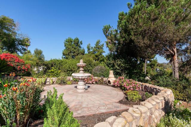 2601 Groton Place, Escondido CA: https://media.crmls.org/mediaz/e864197d-64ba-4c08-9fe6-35d9047508ce.jpg