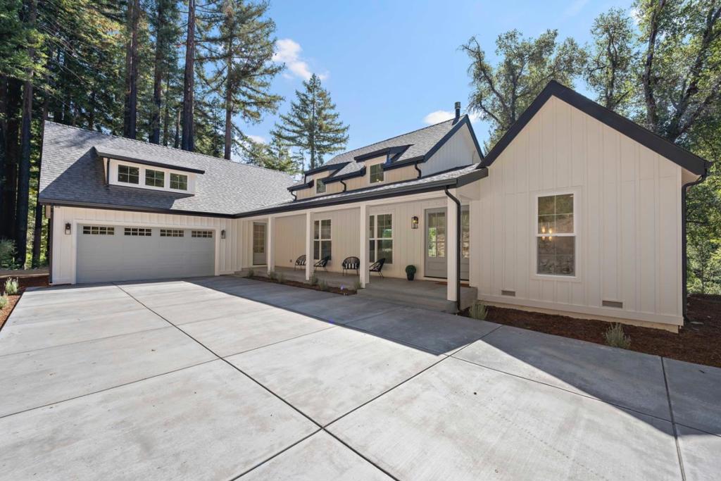 266 W Hilton Drive
