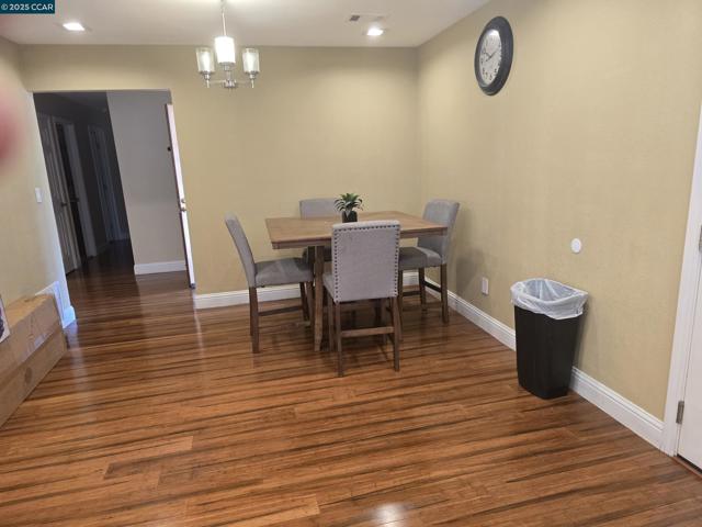 1818 Concord Ct, Concord CA: https://media.crmls.org/mediaz/e86805c1-7734-490a-ab82-e9fbd82dea08.jpg