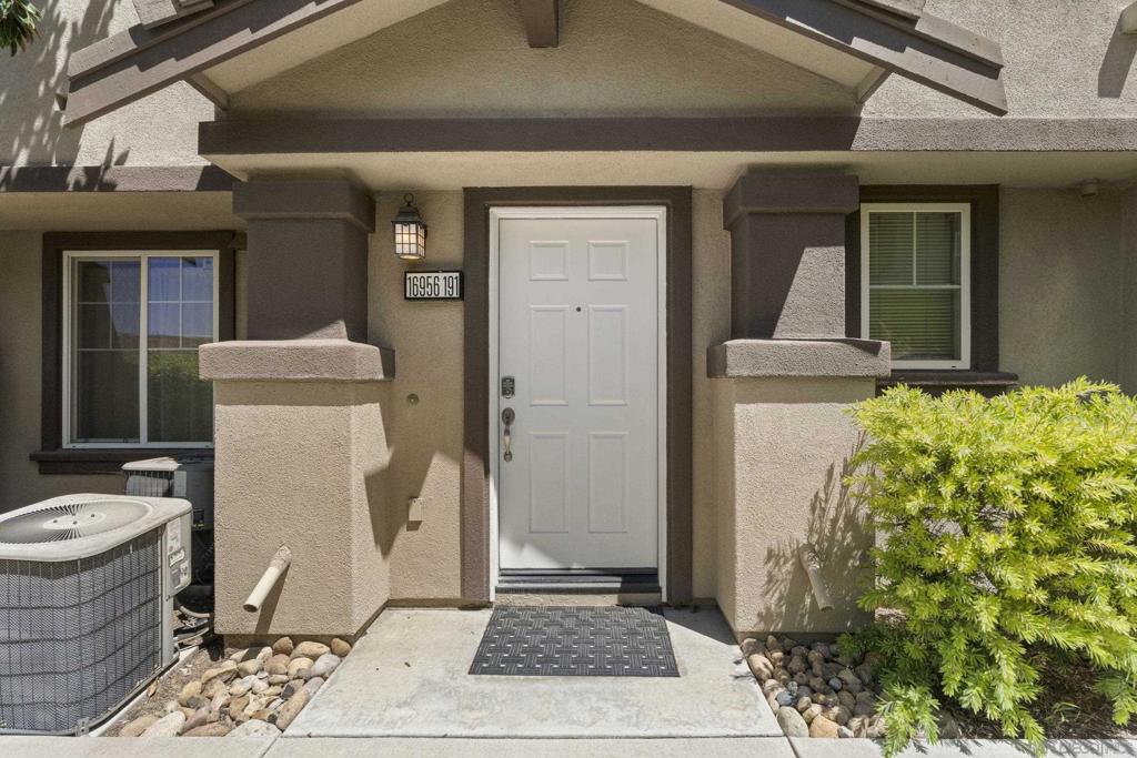 16956 Laurel Hill Lane - photo 2