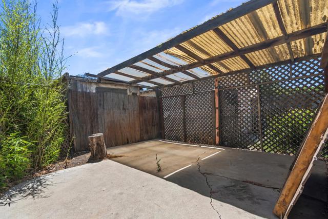 210 S 2nd Street, King City CA: https://media.crmls.org/mediaz/e8694b05-2329-44a2-906a-8fede1406add.jpg