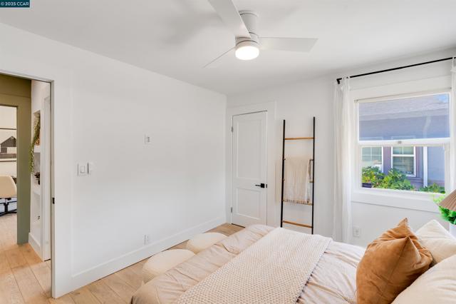 3018 Courtland Ave, Oakland CA: https://media.crmls.org/mediaz/e869a8f5-89a6-4d42-a9a7-77240552d820.jpg