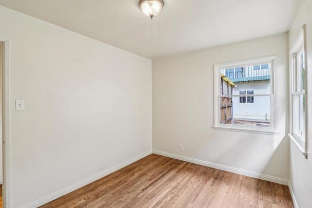 1906 08 S Broadway, Oceanside CA: https://media.crmls.org/mediaz/e86ad3ed-58ca-477a-afe7-ce54af5e7347.jpg