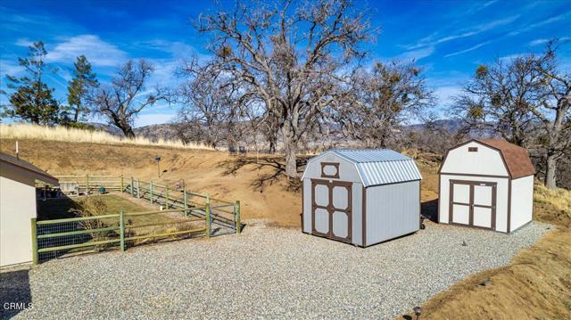 Detail Gallery Image 30 of 41 For 17600 Ascot Ct, Tehachapi,  CA 93561 - 3 Beds | 2 Baths