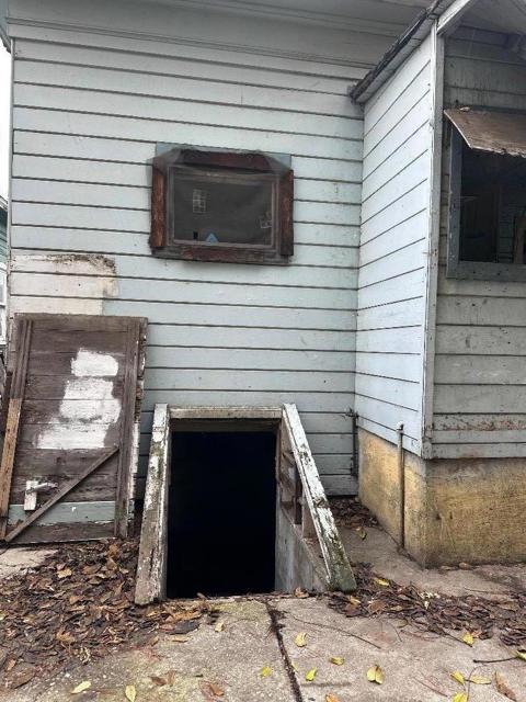 417 E Saint James Street, San Jose CA: https://media.crmls.org/mediaz/e86c0141-5d79-4957-be6e-246715ca8202.jpg