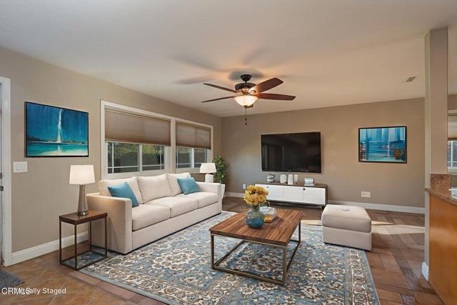 Detail Gallery Image 10 of 47 For 239 Cartagena St, Camarillo,  CA 93010 - 3 Beds | 2 Baths