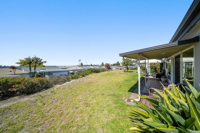 3890 Vista Campana S, Oceanside CA: https://media.crmls.org/mediaz/e86d2f9f-91a7-4ee9-a069-00b105cdb443.jpg