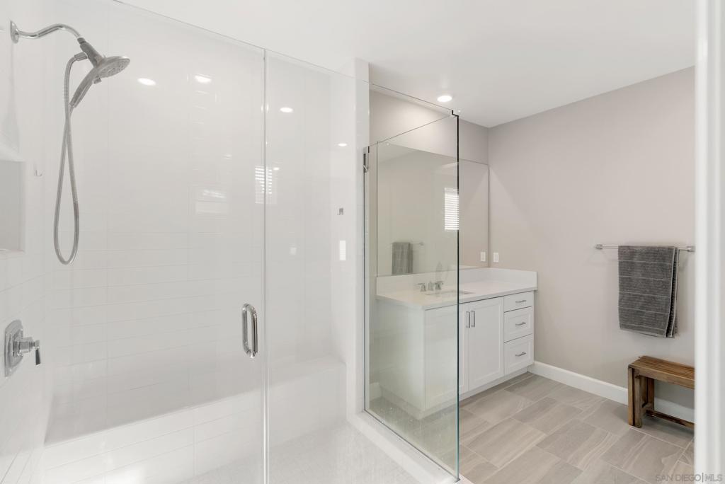 942 Lindbergh Dr - photo 10