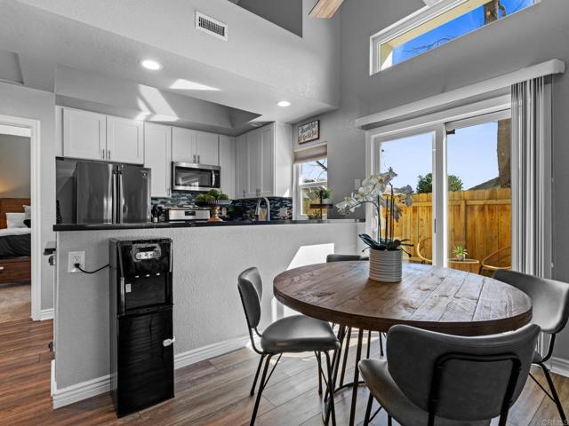 Detail Gallery Image 10 of 31 For 1007 Howard Ave #47,  Escondido,  CA 92029 - 2 Beds | 2 Baths