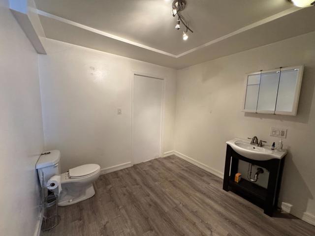 370 Bartlett Street, San Francisco CA: https://media.crmls.org/mediaz/e86f0cbc-8e02-455f-8dd1-71a4c9492954.jpg