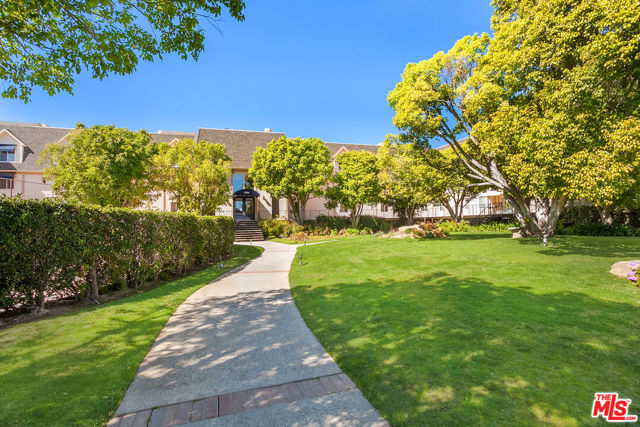 Drew Fenton | 2385 Roscomare Road Los Angeles CA | MLS: 7556899