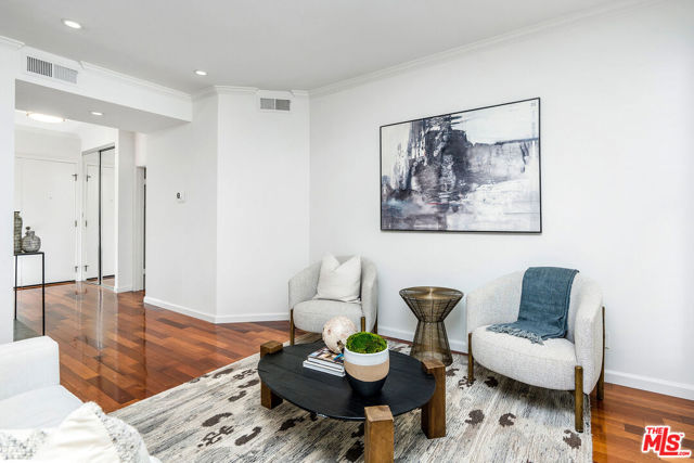 1830 Westholme Avenue, Los Angeles CA: https://media.crmls.org/mediaz/e8702232-8cdb-4a47-a909-ac77f574caa6.jpg