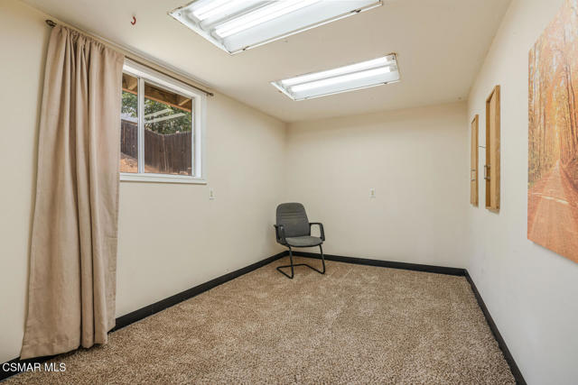 3317 Dalhart Avenue, Simi Valley CA: https://media.crmls.org/mediaz/e87070d9-5af9-41ac-97f3-3e4232ad985a.jpg