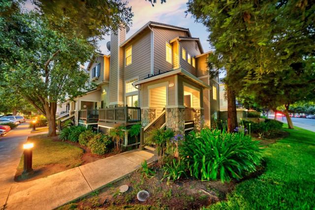 1910 Beaufort Terrace, San Jose CA: https://media.crmls.org/mediaz/e8707778-5baf-4dfe-b1c7-7ea08a0dd403.jpg