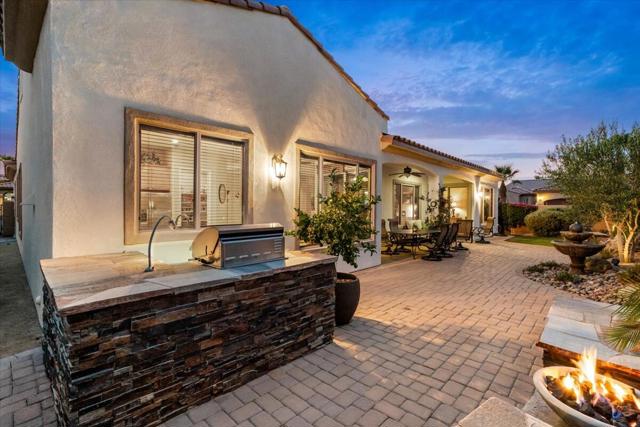 40426 Calle Estela, Indio CA: https://media.crmls.org/mediaz/e870aba6-bdcc-45ca-93b2-0e5f702d9542.jpg