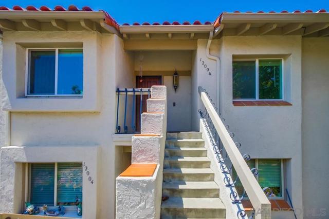 12006 Caminito Campana, San Diego CA: https://media.crmls.org/mediaz/e870e681-895b-458e-830e-07b7c10e7cd2.jpg