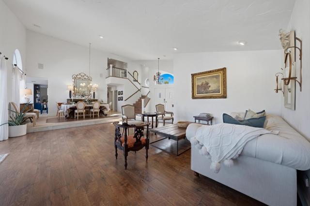 Image 20 of 54 For 76984 Sheffield Court