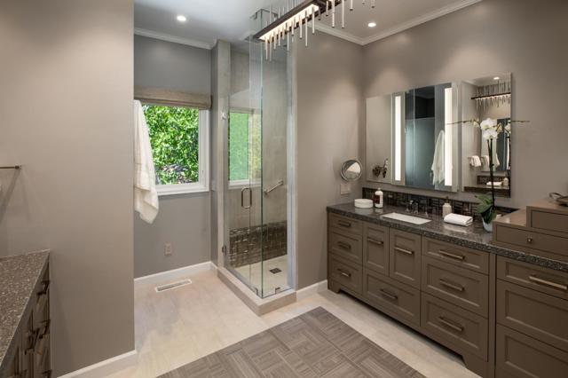 13801 Templeton Place, Los Altos CA: https://media.crmls.org/mediaz/e871d174-94dc-4575-a1e9-9cce602a0c5a.jpg