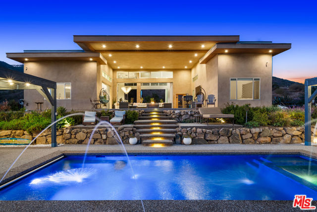10715 Yerba Buena Road, Malibu CA: https://media.crmls.org/mediaz/e8724946-fb99-4441-afdc-e89d91c5aca3.jpg