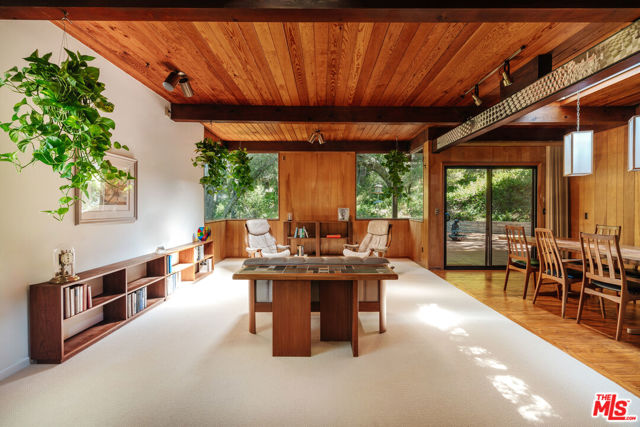 1289 Old Topanga Canyon Road, Topanga CA: https://media.crmls.org/mediaz/e8735158-d633-450e-b965-81346de85100.jpg