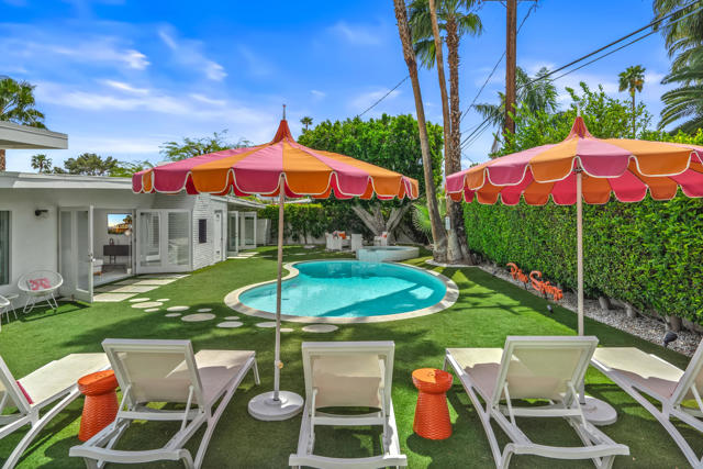 1115 Pasatiempo Road, Palm Springs CA: https://media.crmls.org/mediaz/e8737c17-4dbb-4f08-aa76-5199cca250fc.jpg