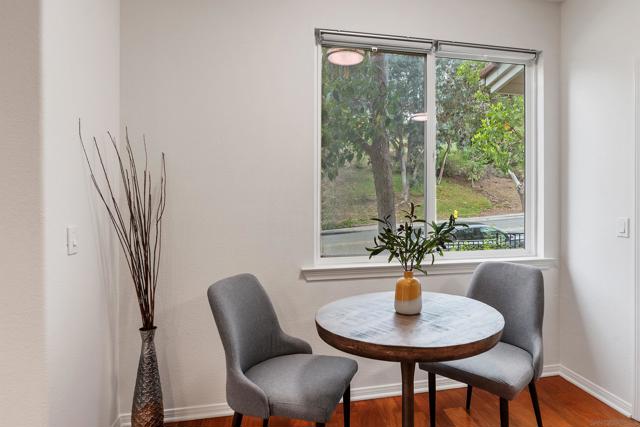 13021 Evening Creek Dr S, San Diego CA: https://media.crmls.org/mediaz/e8749756-807e-4375-b28d-fcabfaf21ed3.jpg