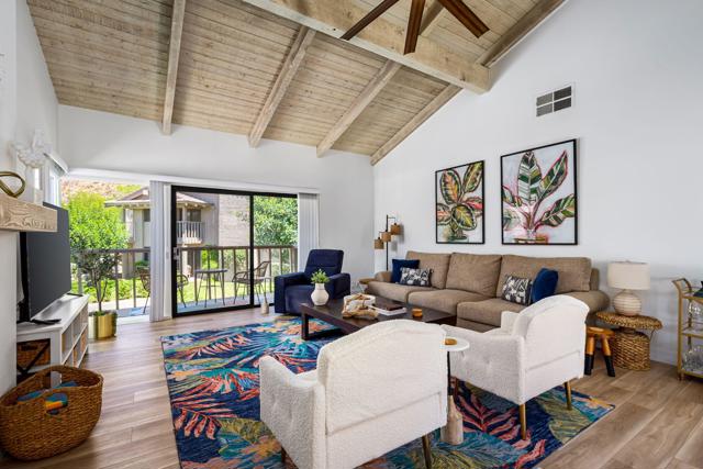 46638 Arapahoe Lane, Indian Wells CA: https://media.crmls.org/mediaz/e874e446-c251-4af3-a24b-65bd1c9c06fe.jpg