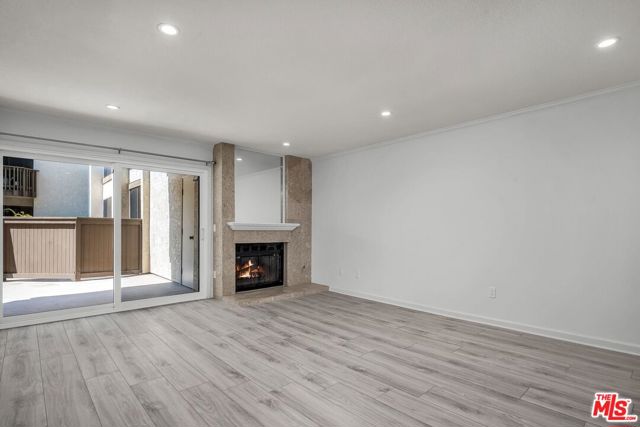 8600 Tuscany Avenue, Playa del Rey CA: https://media.crmls.org/mediaz/e8752b66-ce7b-43c8-a6c9-00d765c9db65.jpg
