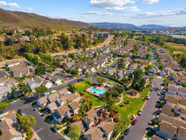 10598 Rancho Carmel Dr, San Diego CA: https://media.crmls.org/mediaz/e8759e4c-f946-479d-b032-d854b23344b9.jpg