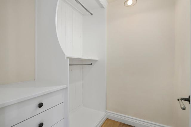3 Vintage Court, Woodside CA: https://media.crmls.org/mediaz/e875f2b1-3d96-417b-bcc3-3e4cfa144854.jpg