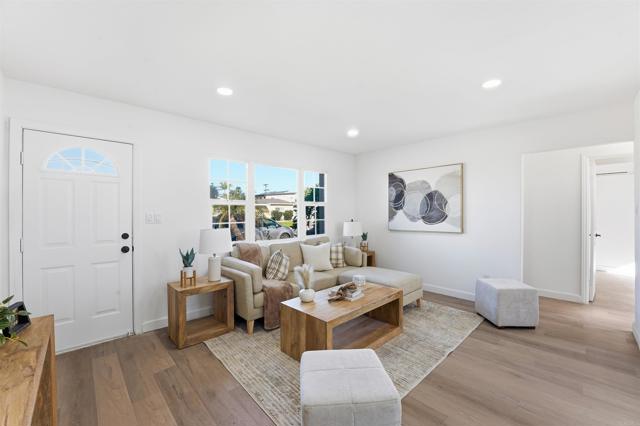 Detail Gallery Image 7 of 25 For 1425 Morenci St, San Diego,  CA 92110 - 3 Beds | 2 Baths