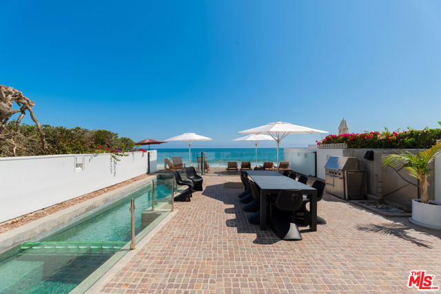 23754 MALIBU Road, Malibu CA: https://media.crmls.org/mediaz/e87724e3-3c3d-4d3d-8998-b0e3745b0a07.jpg