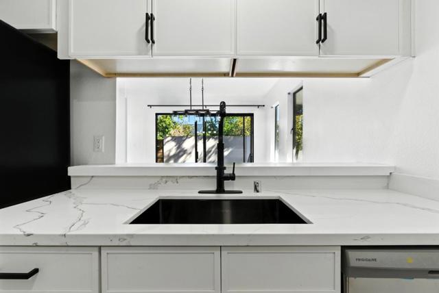 25 Bud Court, Pleasant Hill CA: https://media.crmls.org/mediaz/e879be93-886a-4479-b15d-ec66895ca9c7.jpg