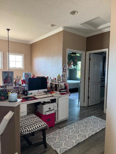 5593 Cedar Garden Court, San Jose CA: https://media.crmls.org/mediaz/e87b1635-0552-44df-b5e9-f82f21c4257e.jpg