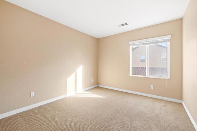 Image 38 of 73 For 1703 O'connor Avenue