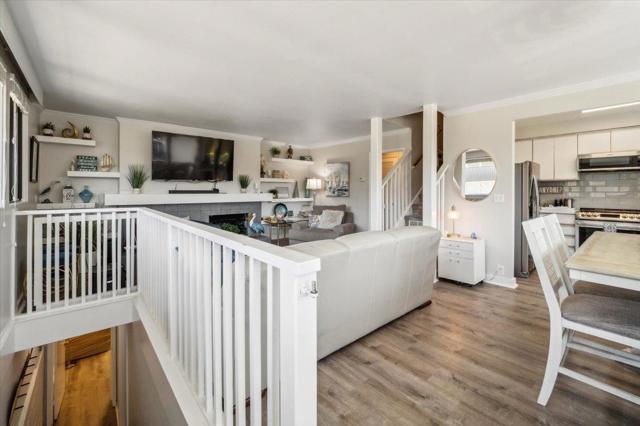 36 La Playa Street, Monterey CA: https://media.crmls.org/mediaz/e87c45be-4943-4694-9067-1ee65f9732ab.jpg