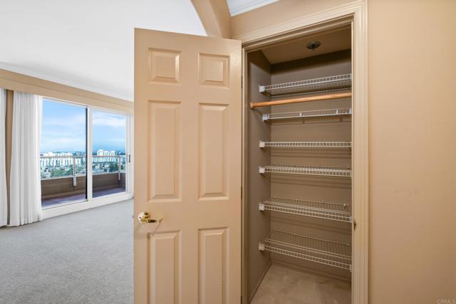 Detail Gallery Image 15 of 32 For 3890 Nobel Dr #1402,  San Diego,  CA 92122 - 2 Beds | 2 Baths