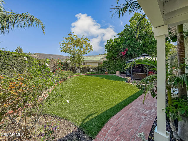 2848 Bayham Cir, Thousand Oaks CA: https://media.crmls.org/mediaz/e87e5c12-6594-4528-9b4d-6889ec9fb583.jpg