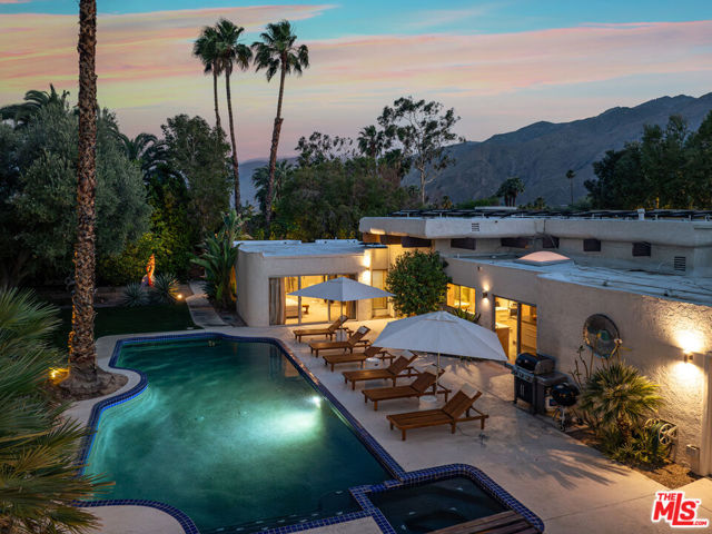 550 N Arquilla Road, Palm Springs CA: https://media.crmls.org/mediaz/e87ee2a8-91b5-47a6-a6cd-9694a61b83ee.jpg
