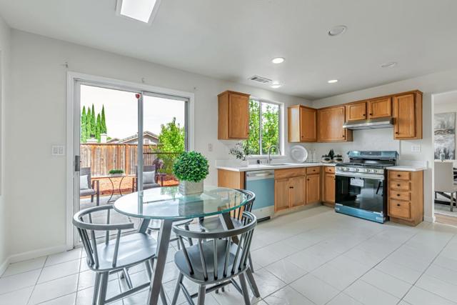 1195 Oak Haven, Antioch CA: https://media.crmls.org/mediaz/e87ef433-adbe-493f-aed8-bf87f02b72f5.jpg