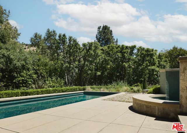 0 Willow Glen Road, Los Angeles CA: https://media.crmls.org/mediaz/e88047f5-9dfa-43b5-89f3-b3f66856fb0f.jpg