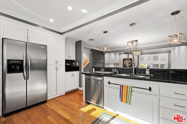 4716 La Villa Marina, C photo 20