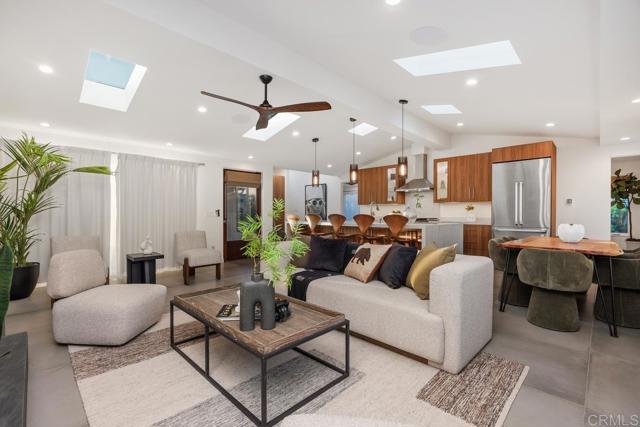 803 Saxony Road, Encinitas CA: https://media.crmls.org/mediaz/e8833226-9d63-4afe-82c2-a77735474e6f.jpg