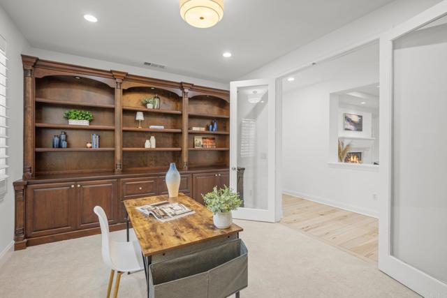 3219 Corte Paloma, Carlsbad CA: https://media.crmls.org/mediaz/e883907c-85b9-4bae-9fb9-24235333b396.jpg